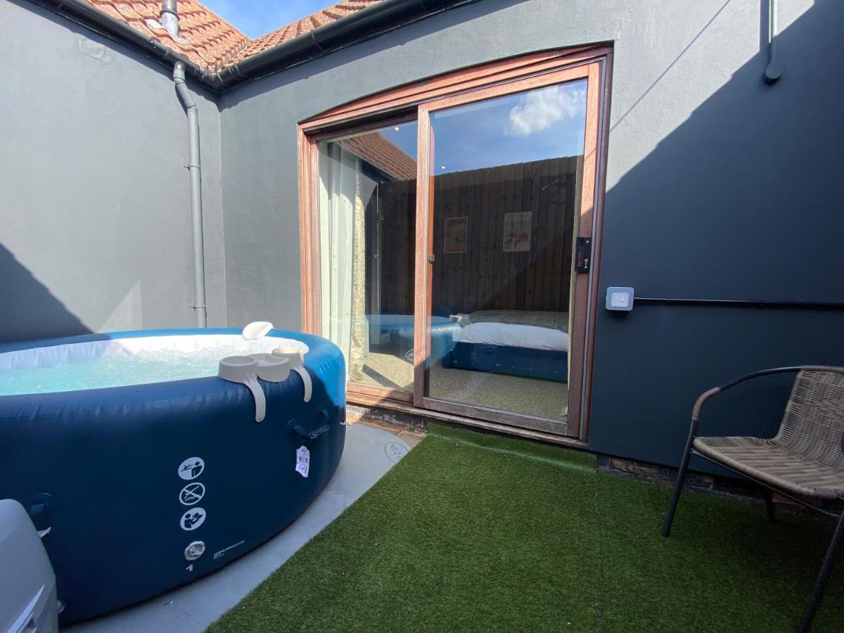 Hogget Hotel Foxton Kültér fotó